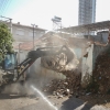 Konak’ta Metruk Bina Yıkımları Hız Kazandı